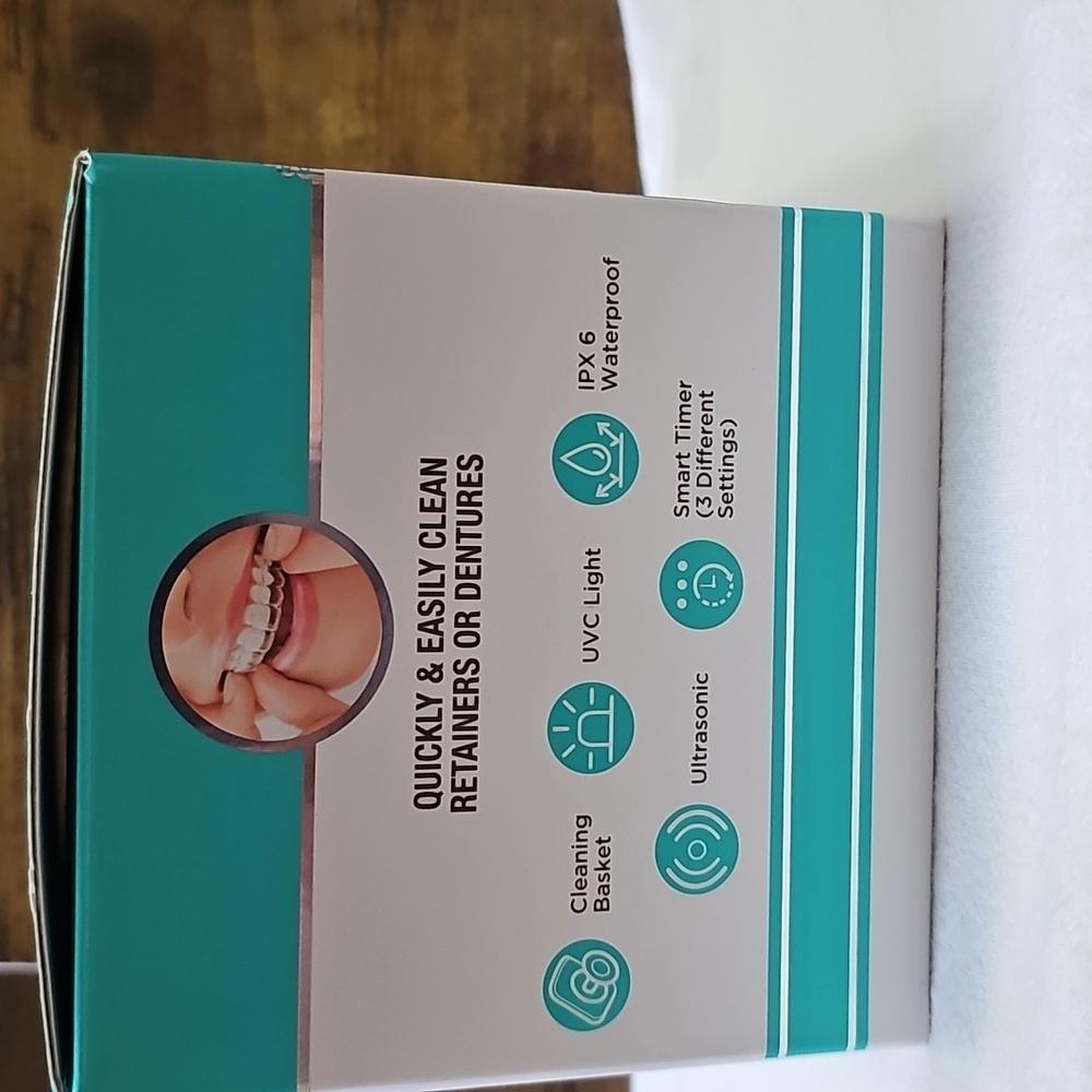 Guru Nanda Retainer & Denture Cleaning Pod - Picture 2 of 4
